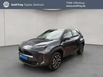 Neu Toyota Yaris 131 PS (96 kW) 2026 Schwarz Kleinwagen