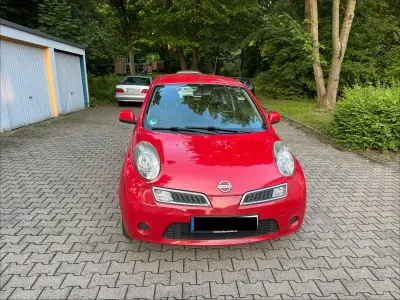 Gebraucht Nissan Micra 65 PS (47 kW) 2010 Rot Kleinwagen