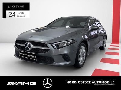 Gebraucht Mercedes A180 136 PS (100 kW) 2019 Grau Limousine