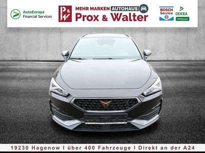 Mitternachtsschwarz metallic Gebraucht 2023 Cupra Leon Kombi | 28.900 € (Fairer Preis)