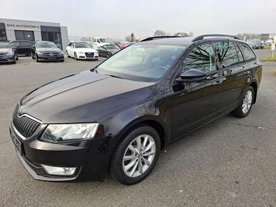 Schwarz Gebraucht 2016 Skoda Octavia Style Kombi | 11.590 € (Fairer Preis)