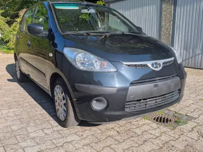 Gebraucht Hyundai i10 69 PS (50 kW) 2009 Schwarz Kleinwagen