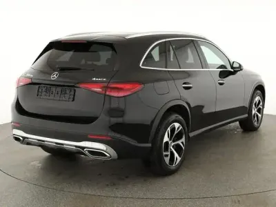 Gebraucht Mercedes GLC300e Avantgarde 333 PS (244 kW) 2024 Obsidianschwarz metalliclack obsidianschwarz metalliclack SUV