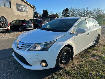 Brugt Toyota Avensis 147 HK (108 kW) 2012 Hvid Stationcar