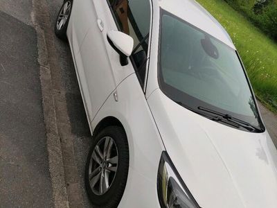 gebraucht Opel Astra Sportstourer mit Garantie
