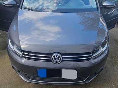 Gebraucht VW Touran Comfortline 140 PS (102 kW) 2013 Silber Van / Kleinbus