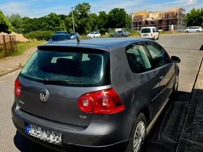 Gebraucht VW Golf V Comfortline 105 PS (77 kW) 2007 Grau Limousine