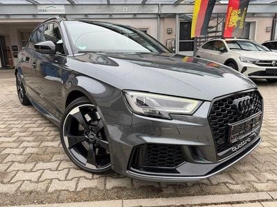 Grau Gebraucht 2020 Audi RS3 Sportback Sport Kleinwagen | 42.840 € (Teuer)