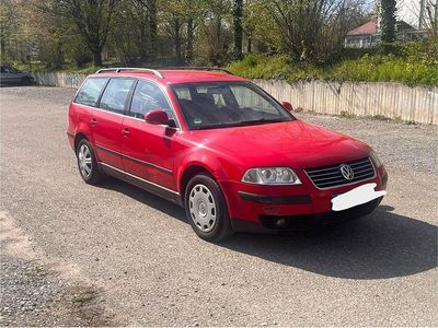 Gebraucht VW Passat 105 PS (77 kW) 2005 Rot Kombi