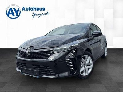 Grau Gebraucht 2024 Renault Clio V Evolution Limousine | 15.950 € (Guter Preis)