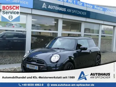 Gebraucht Mini John Cooper Works Coupé 204 PS (150 kW) 2025 Legend grey Coupé