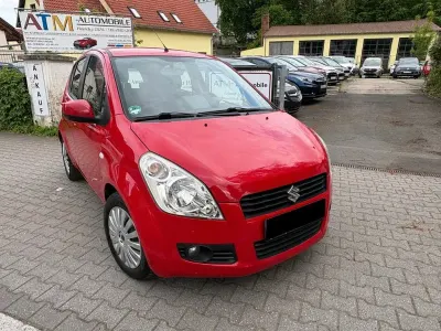 Gebraucht Suzuki Splash Comfort 65 PS (47 kW) 2011 Rot Kleinwagen