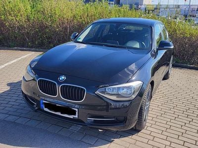 Gebraucht BMW 118 Sport Line 170 PS (125 kW) 2014 Schwarz Kleinwagen