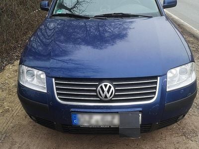 Gebraucht 2001 VW Passat Kombi | 500 € (Guter Preis)
