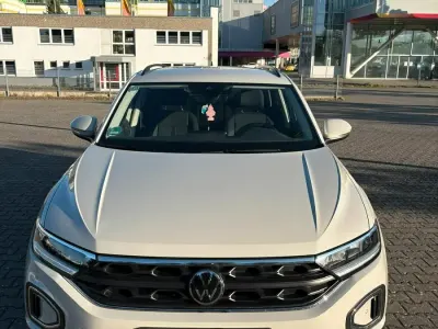 Gebraucht VW T-Roc Life 150 PS (110 kW) 2022 Grau SUV