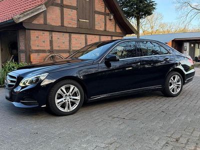 Second-hand Mercedes E250 204 CP (150 kW) 2013 Negru Berlinǎ