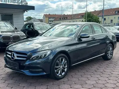 Gebraucht Mercedes C200 Avantgarde 136 PS (100 kW) 2016 Grau Limousine