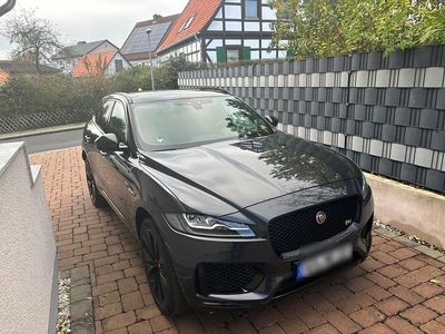 Grau Gebraucht 2017 Jaguar F-Pace First Edition SUV | 28.000 €