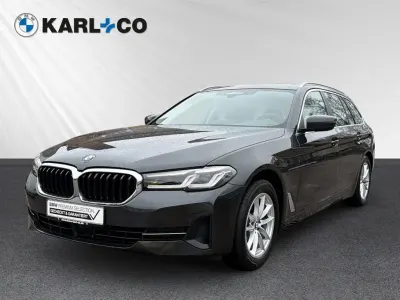Gebraucht BMW 520 190 PS (139 kW) 2022 Grau Kombi