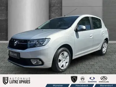 Usata Dacia Sandero Lauréate 90 CV (66 kW) 2017 Grigio Berlina