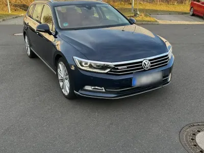 Gebraucht VW Passat 236 PS (173 kW) 2015 Blau Kombi