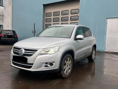 Gebraucht VW Tiguan 140 PS (102 kW) 2008 Silber SUV
