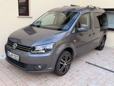 Gebraucht VW Caddy Maxi Comfortline 102 PS (75 kW) 2015 Grau Van / Kleinbus