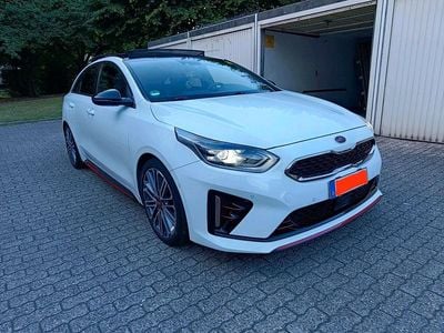 Kia ProCeed GT