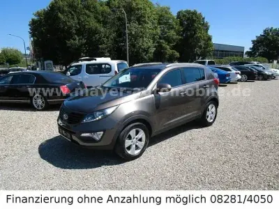Gebraucht Kia Sportage Vision 163 PS (119 kW) 2010 Braun SUV