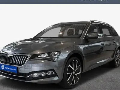 Gebraucht Skoda Superb Style 150 PS (110 kW) 2024 Grau Kombi