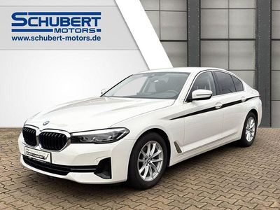 Alpinweiss Gebraucht 2022 BMW 520 Limousine | 28.900 € (Fairer Preis)