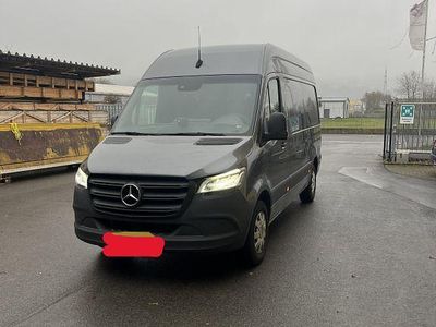 Gebraucht Mercedes Sprinter 190 PS (139 kW) 2023 Grau Van