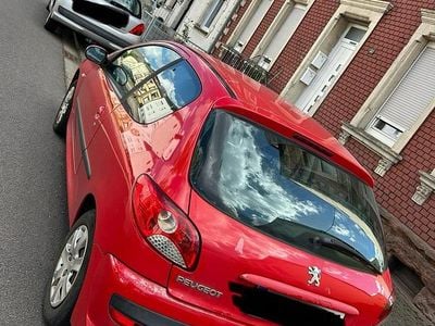 Gebraucht Peugeot 206+ 75 PS (55 kW) 2009 Rot Kleinwagen