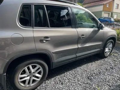 Gebraucht VW Tiguan 170 PS (125 kW) 2010 Grau SUV