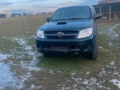 Gebraucht Toyota HiLux 120 PS (88 kW) 2007 Grün Pickup