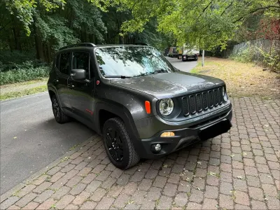 Gebraucht Jeep Renegade 170 PS (125 kW) 2018 Grau SUV