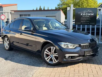 Gebraucht BMW 318 Advantage 136 PS (100 kW) 2016 Blau Limousine