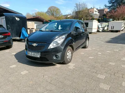 Gebraucht Chevrolet Spark 68 PS (50 kW) 2012 Schwarz Kleinwagen
