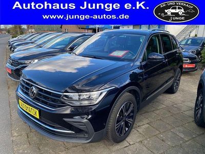 Gebraucht VW Tiguan Active 150 PS (110 kW) 2023 Schwarz SUV