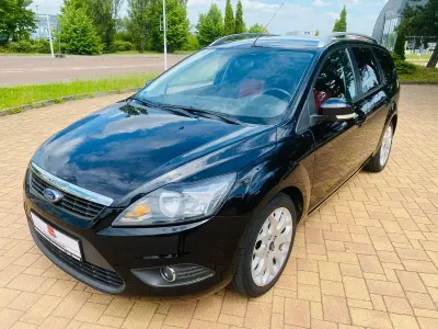 Gebraucht Ford Focus 116 PS (85 kW) 2009 Schwarz Kombi