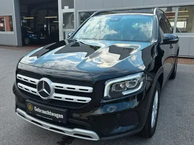 Gebraucht Mercedes GLB200 150 PS (110 kW) 2023 Schwarz SUV