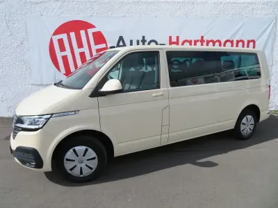 Second-hand VW Caravelle Comfortline 150 CP (110 kW) 2023 Bej Van