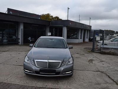 Gebraucht Mercedes E220 170 PS (125 kW) 2011 Silber Limousine