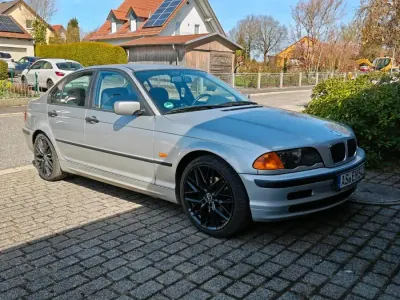 Gebraucht BMW 320 Performance 136 PS (100 kW) 1999 Silber Limousine