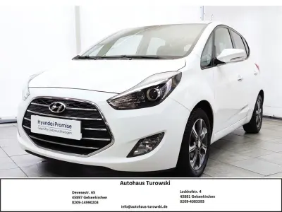Second-hand Hyundai i20 Style 125 CP (91 kW) 2018 Alb Monovolum