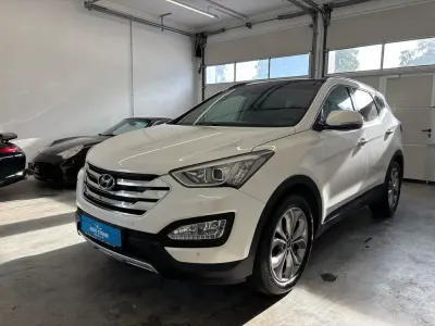 Gebraucht Hyundai Santa Fe Style 197 PS (144 kW) 2015 Weiß SUV
