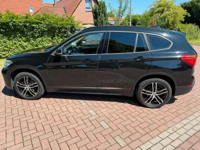 Gebraucht BMW X1 Advantage 110 PS (80 kW) 2017 Schwarz SUV
