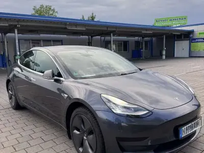 Gebraucht Tesla Model 3 Standard Range Plus 225 kW (306 PS) 2020 Limousine