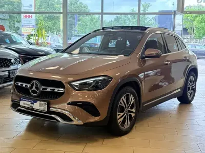 Gebraucht Mercedes GLA200 177 PS (130 kW) 2023 Bronze SUV