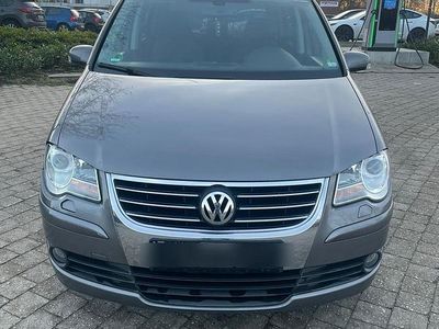 Gebraucht VW Touran 140 PS (102 kW) 2008 Grau Van / Kleinbus
